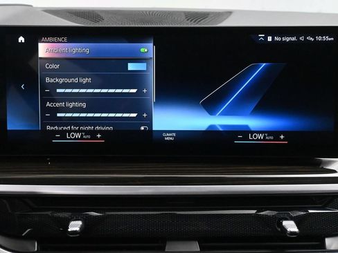 Used 2023 BMW X7 xDrive40i w/ Premium Package AWD/4WD image 39