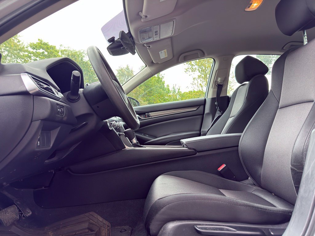 Used 2021 Honda Accord LX image 2