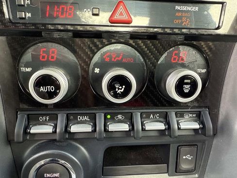 Used 2020 Subaru BRZ Limited w/ Performance Package image 26