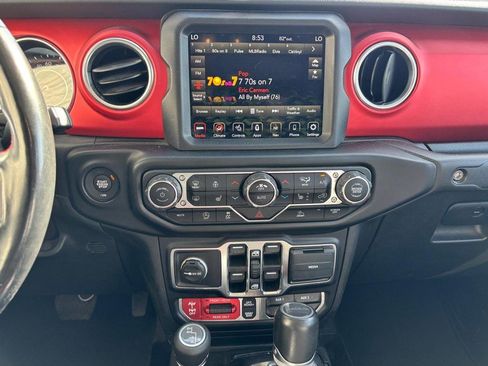 Used 2020 Jeep Gladiator Rubicon AWD/4WD image 17