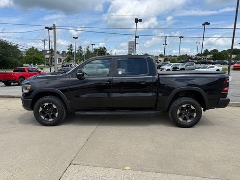 Used 2019 RAM 1500 Rebel w/ Level 2 Equipment Group AWD/4WD image 10