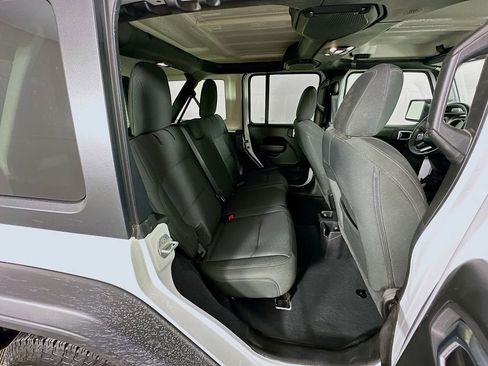 Certified 2022 Jeep Wrangler Unlimited Sport image 38