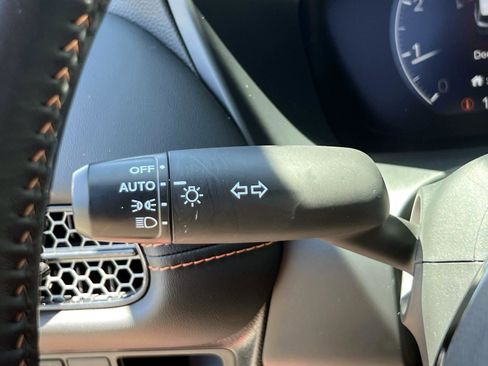 Used 2025 Honda HR-V Sport image 19