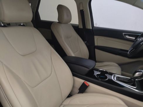 Used 2016 Ford Edge Titanium w/ Technology Package FWD image 21