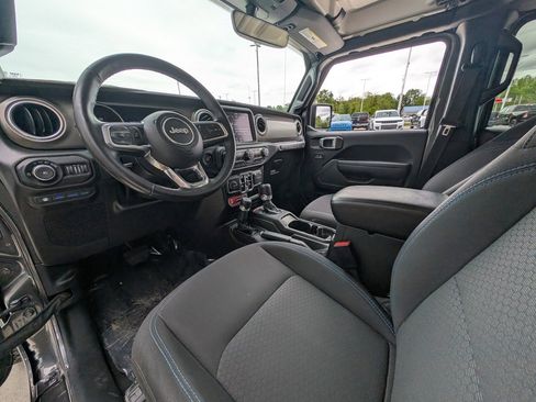 Used 2022 Jeep Wrangler Unlimited Rubicon 4xe w/ Cold Weather Group image 13