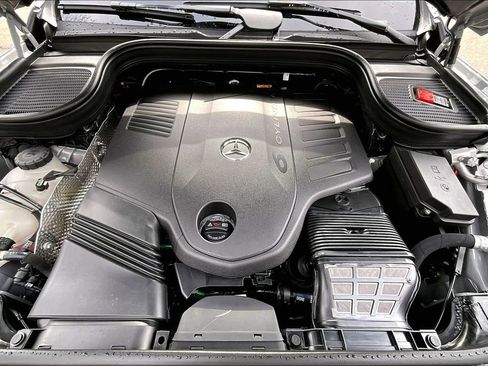 New 2026 Mercedes-Benz GLS 450 4MATIC image 11