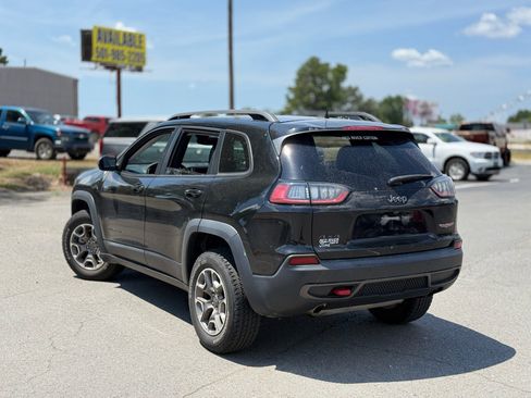 Used 2021 Jeep Cherokee Trailhawk AWD/4WD image 5