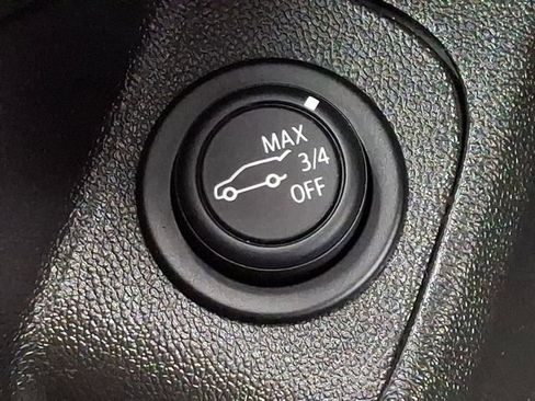 Used 2020 GMC Terrain SLE w/ Driver Convenience Package image 24