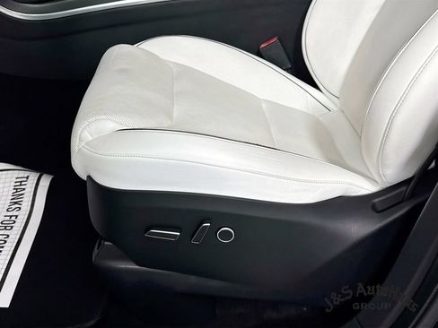 Used 2022 Tesla Model X Plaid AWD/4WD image 26