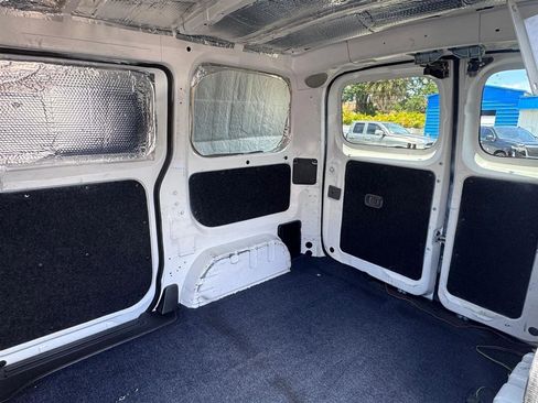 Used 2019 Nissan NV200 SV FWD image 21