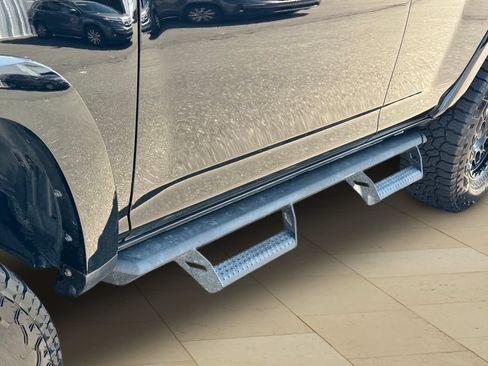 Used 2022 Toyota 4Runner SR5 RWD image 38