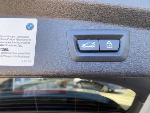 Used 2018 BMW X2 sDrive28i w/ Convenience Package FWD image 41