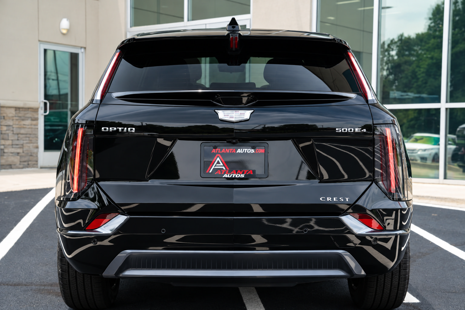 Used 2025 Cadillac Optiq Sport 1 w/ LPO, ONYX Package AWD/4WD image 8