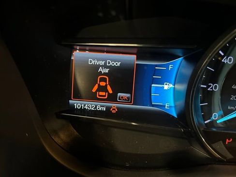 Used 2017 Ford Explorer Limited w/ Equipment Group 301A AWD/4WD image 12