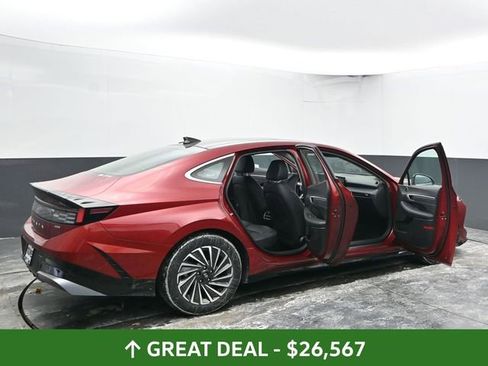 Used 2024 Hyundai Sonata Limited image 61