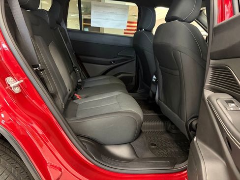 New 2026 Jeep Cherokee Laredo AWD/4WD image 16