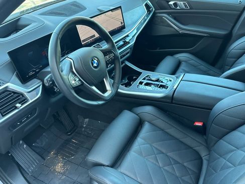 Used 2025 BMW X5 xDrive50e w/ Premium Package image 11