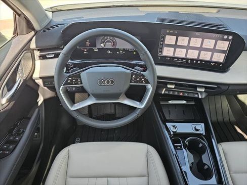 New 2026 Audi Q3 quattro 2.0T AWD/4WD image 5