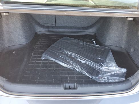 Used 2021 Honda Accord Touring image 13