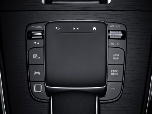 Certified 2025 Mercedes-Benz GLE 350 4MATIC image 19