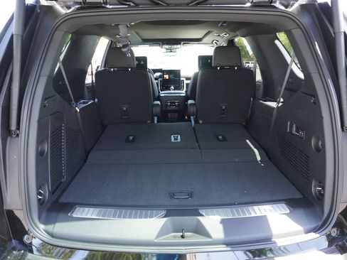 New 2026 GMC Yukon Denali w/ Denali Reserve Package AWD/4WD image 10