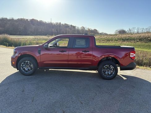 New 2025 Ford Maverick XLT image 2