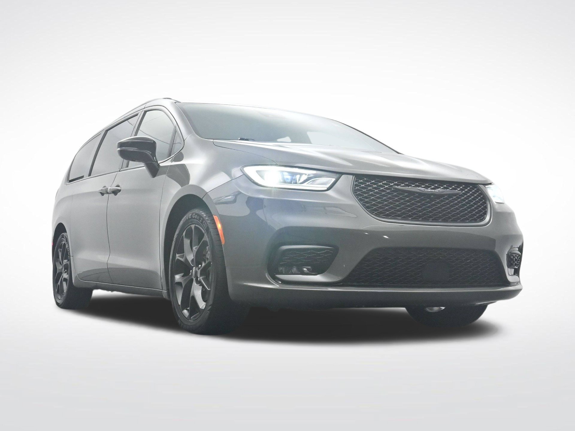 Used 2025 Chrysler Pacifica Limited FWD image 31