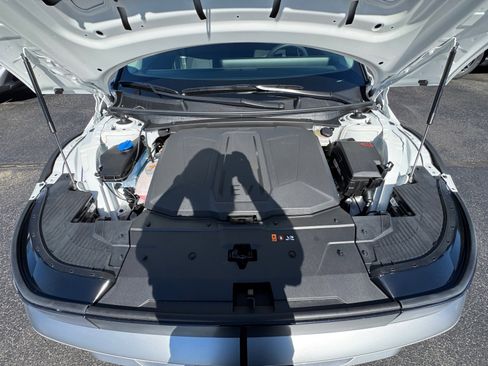 New 2025 Hyundai Ioniq 5 SE image 20
