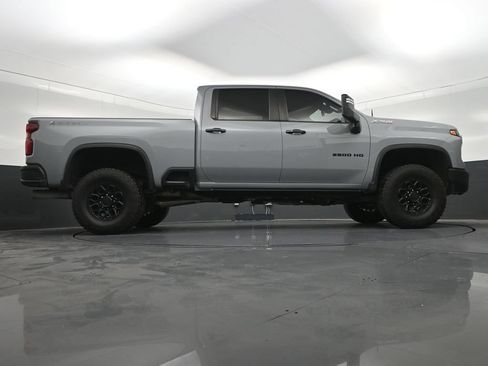 Used 2024 Chevrolet Silverado 2500 ZR2 w/ ZR2 Bison Edition AWD/4WD image 29