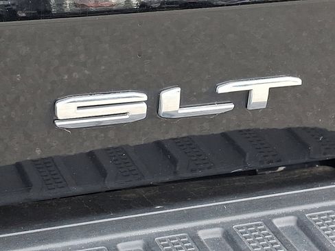 Used 2021 GMC Sierra 1500 SLT w/ SLT Premium Plus Package image 34