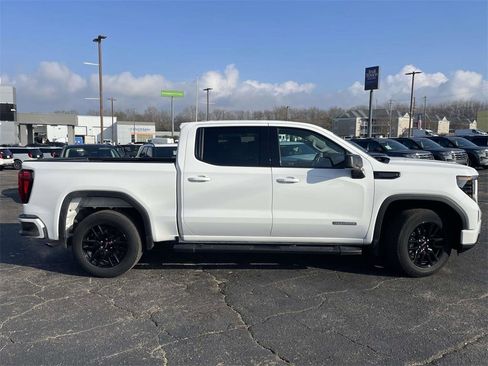 Used 2024 GMC Sierra 1500 Elevation image 2