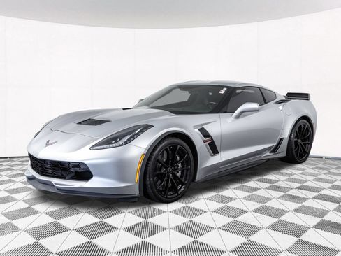 Used 2018 Chevrolet Corvette Grand Sport w/ Z07 Performance Package RWD image 14
