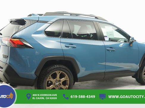 Used 2023 Toyota RAV4 AWD Hybrid image 6