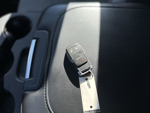 Used 2021 RAM 2500 Big Horn image 36