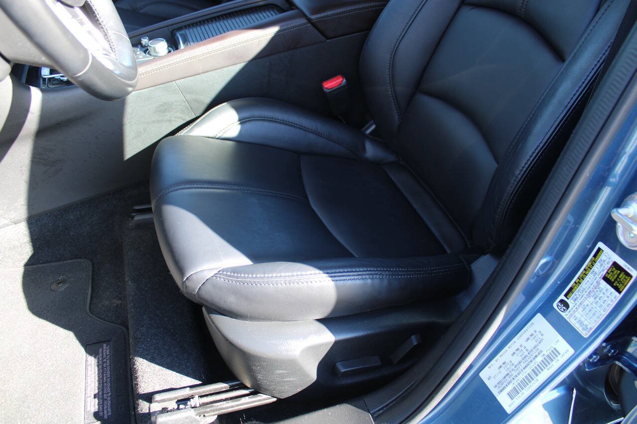 Used 2017 MAZDA MAZDA3 Touring FWD image 20