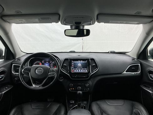 Used 2019 Jeep Cherokee Limited AWD/4WD image 27
