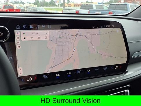 New 2026 Chevrolet Traverse LT w/ Driver Confidence Package FWD image 13