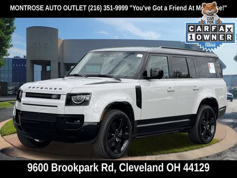 Used 2026 Land Rover Defender 130 X-Dynamic SE AWD/4WD image 9