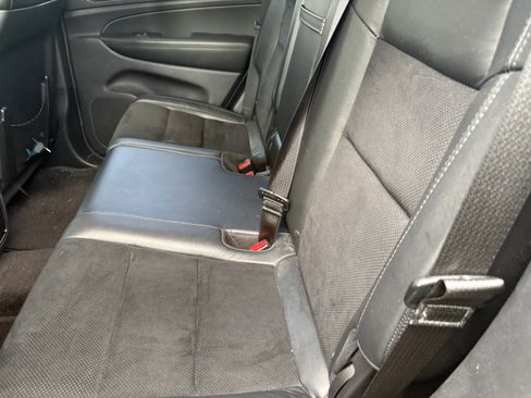 Used 2018 Jeep Grand Cherokee Laredo image 7