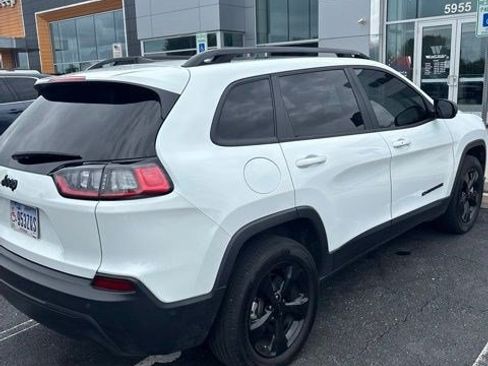 Used 2023 Jeep Cherokee Altitude Lux w/ Lux Elite Package AWD/4WD image 6