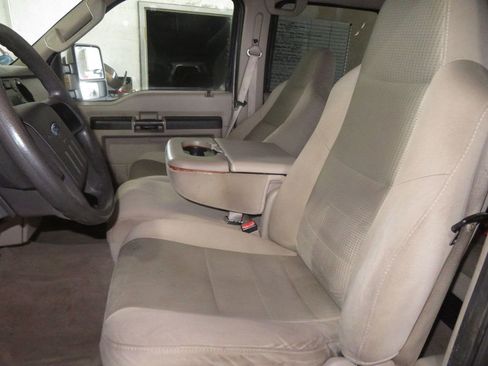 Used 2008 Ford F450 XLT image 22
