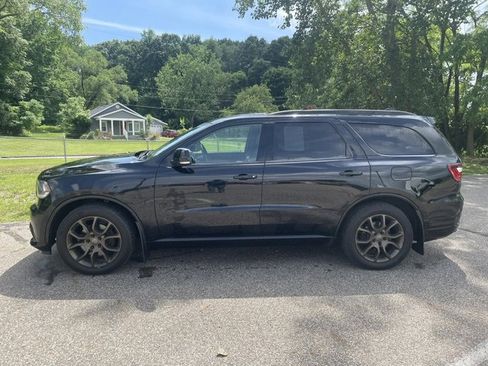 Used 2017 Dodge Durango R/T w/ Technology Group AWD/4WD image 5