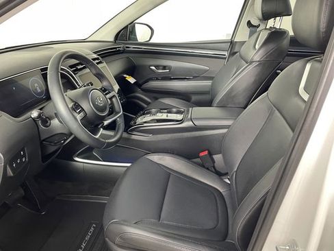 Used 2024 Hyundai Tucson Limited image 2