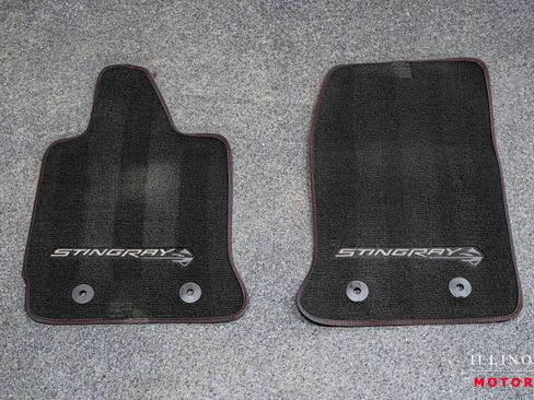 Used 2015 Chevrolet Corvette Stingray Coupe w/ 2LT Preferred Equipment Group image 27