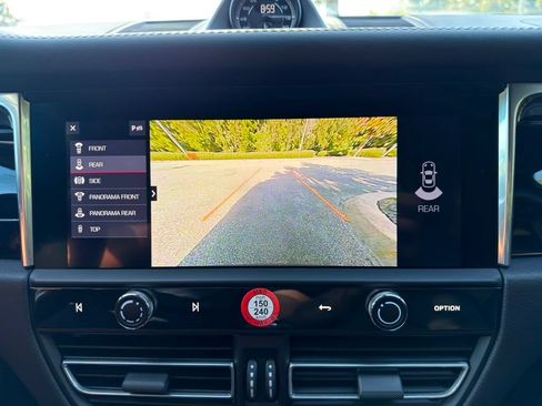 Certified 2026 Porsche Macan AWD/4WD image 11