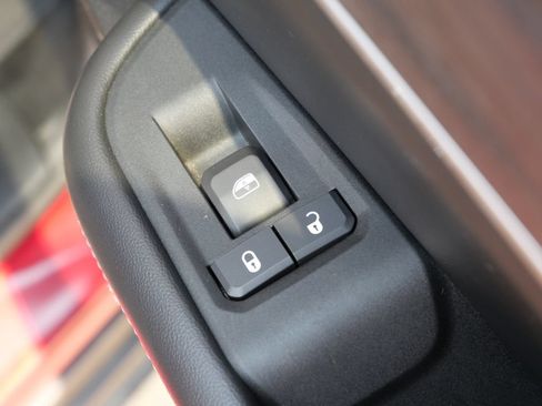 Used 2023 Jeep Grand Cherokee 4WD 4xe image 15