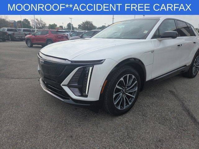 Used 2024 Cadillac Lyriq Sport RWD image 8