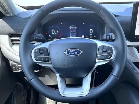 New 2026 Ford Explorer Active w/ Active Comfort Package AWD/4WD image 10