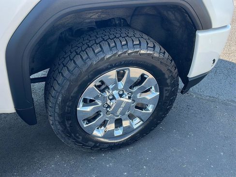 Used 2020 GMC Sierra 2500 Denali w/ Denali Ultimate Package AWD/4WD image 34