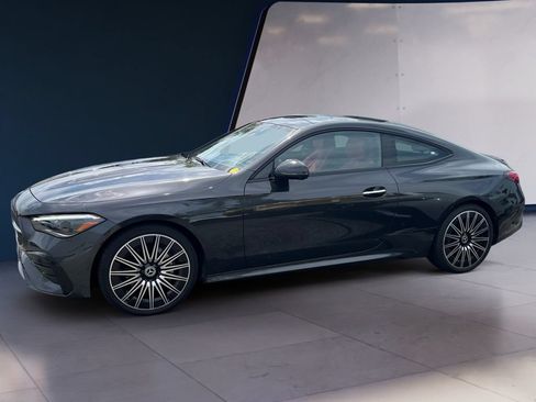 Used 2024 Mercedes-Benz CLE 300 4MATIC Coupe image 2